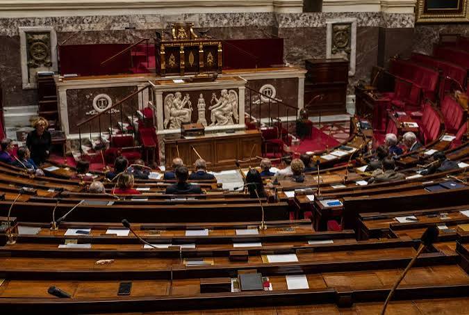 Budget 2027 : les députés rejettent une première mesure fiscale concernant les retraités