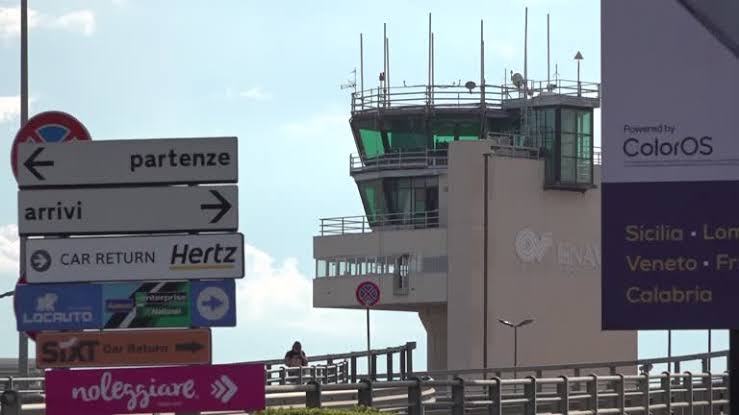 L'aéroport de Catane a repris ses opérations après l'alerte liée à l'Etna