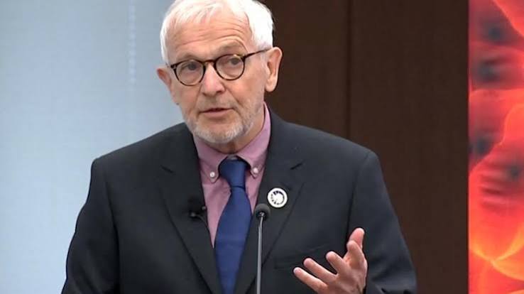 Le Nobel de physique 2026 récompense Francis Halzen pour ses travaux sur les neutrinos