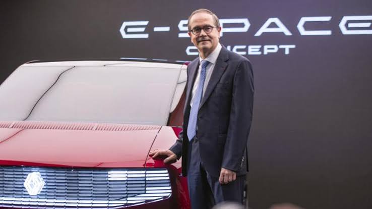 Renault conditionne ses investissements en France à la stabilité économique et sociale
