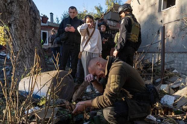 Ukraine : de nouvelles attaques russes frappent la région de Kharkiv