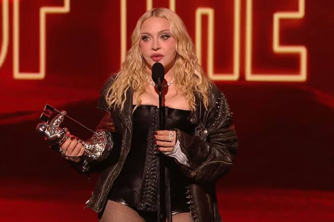 Madonna : son retour aux MTV VMAs relance le débat sur l'âgisme