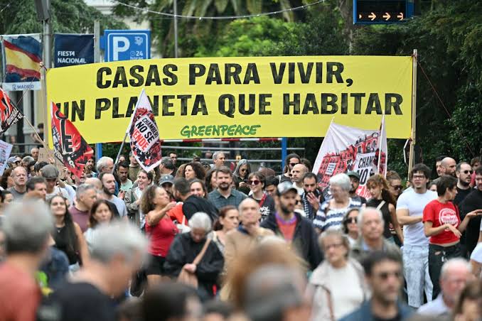 Espagne : 70 000 personnes ont manifesté à Madrid contre la crise du logement