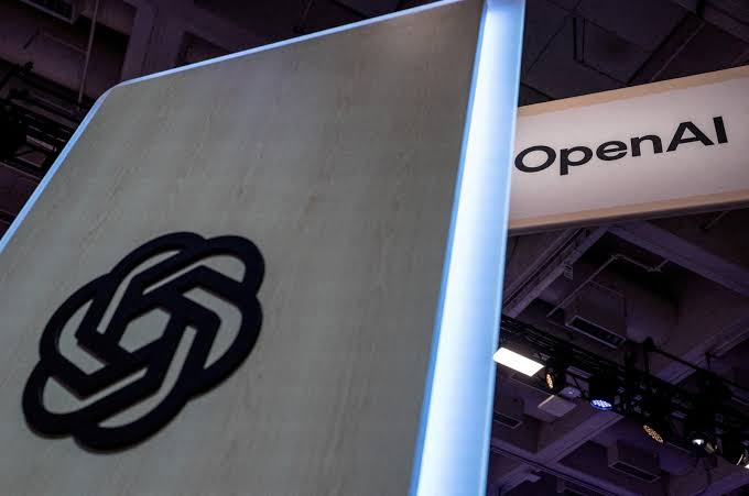 OpenAI : trois chercheurs licenciés contestent les raisons avancées par l'entreprise