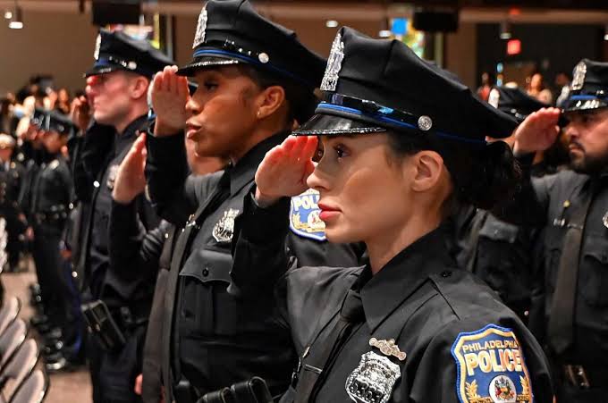 Une IA d'Anthropic a envoyé un faux signalement criminel à la police de Philadelphie