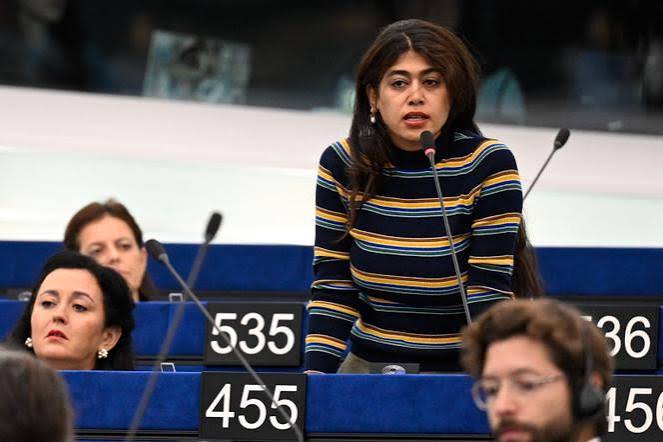 Rima Hassan au cœur d'une polémique après un incident au Parlement européen