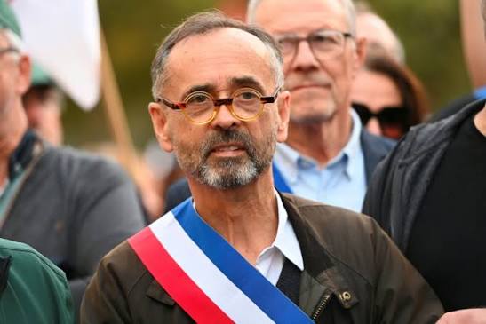 Robert Ménard jugé pour avoir refusé de célébrer un mariage