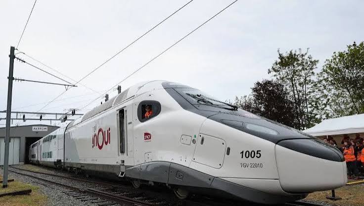 SNCF : les prix des billets pour Noël font réagir