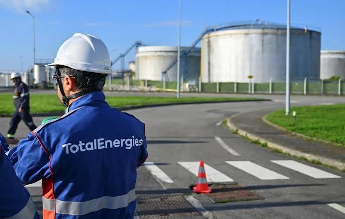 TotalEnergies : des expéditions de carburants bloquées dans plusieurs raffineries