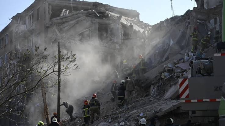 Ukraine : une attaque russe massive fait au moins 20 morts